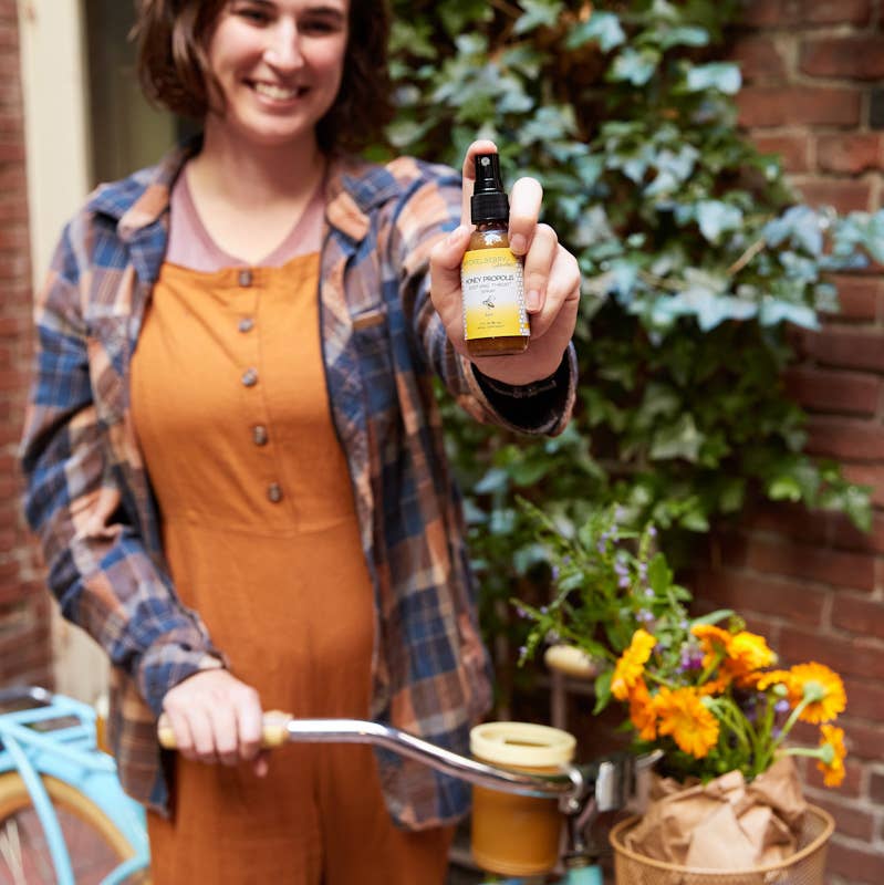 Honey Propolis Throat Spray by