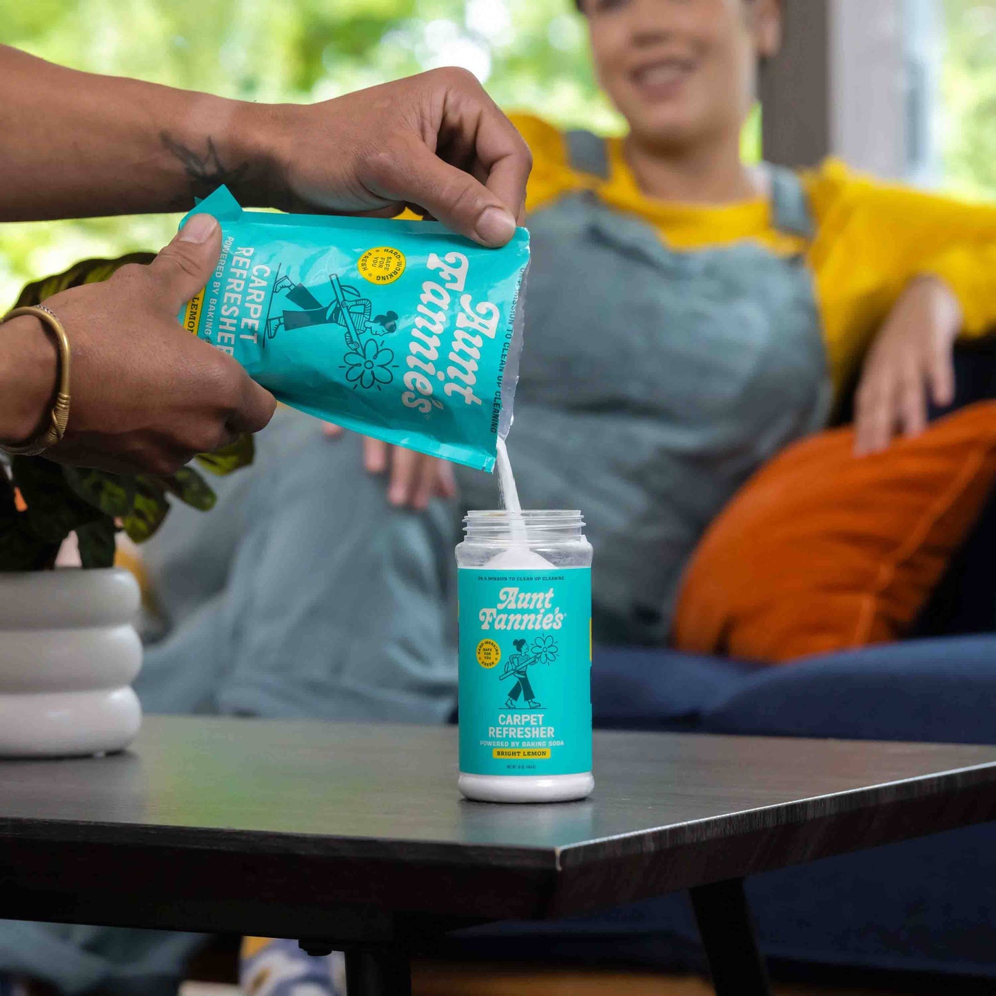 Carpet Refresher & Deodorizer Bulk/Refill: Lemon / 48oz