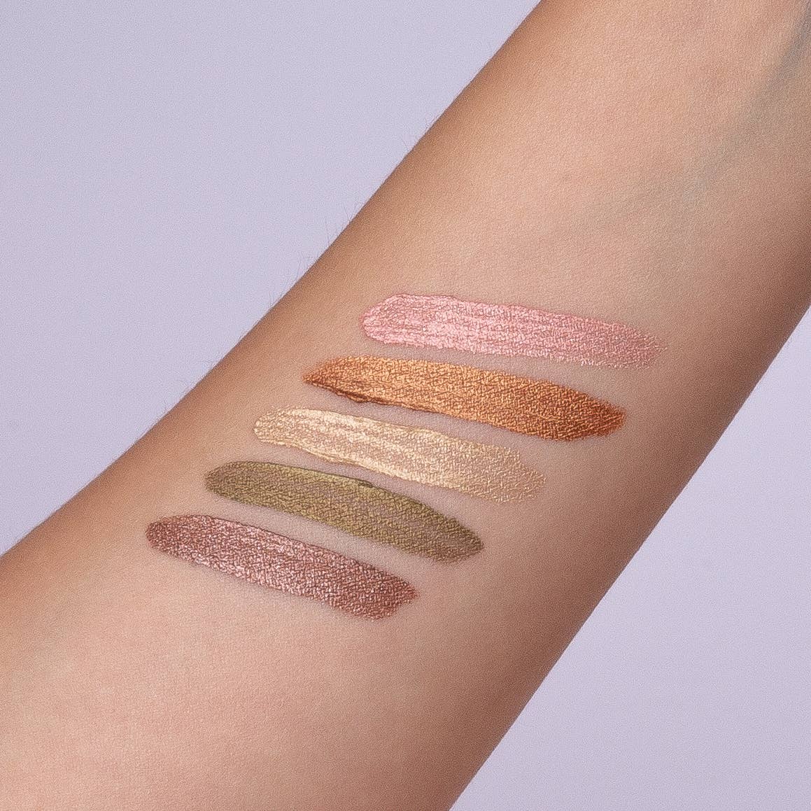 Organic liquid eyeshadow