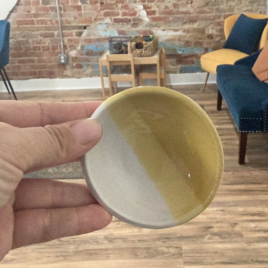 Handmade Yellow Pottery Dish Tray