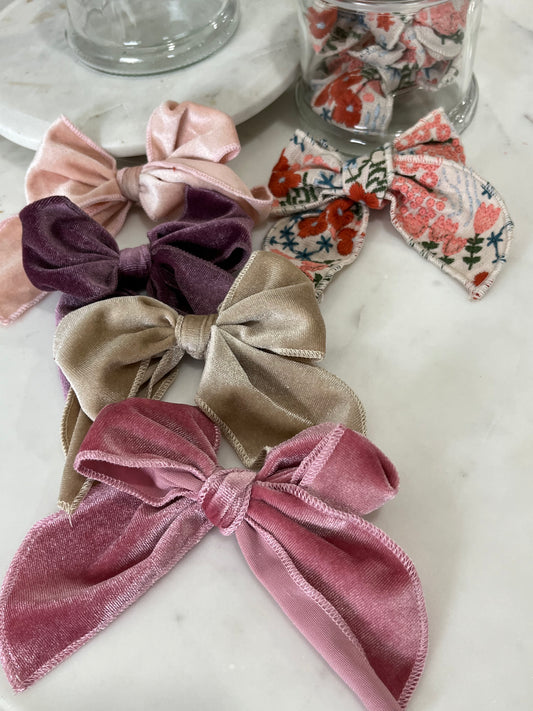 velvet bow