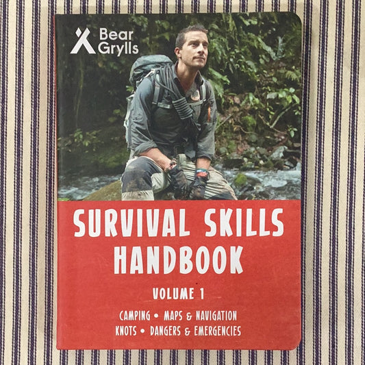 Bear Grylls Survival Skills Handbook