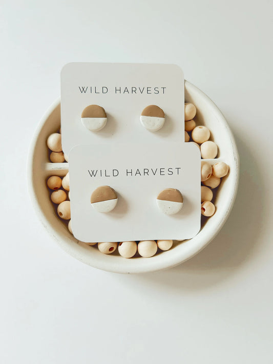 Two tone statement stud